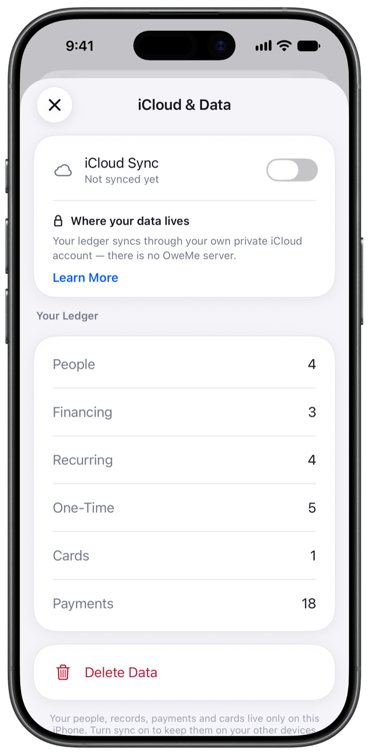 Los ajustes iCloud and Data de OweMe, con sincronización opcional y controles de datos.